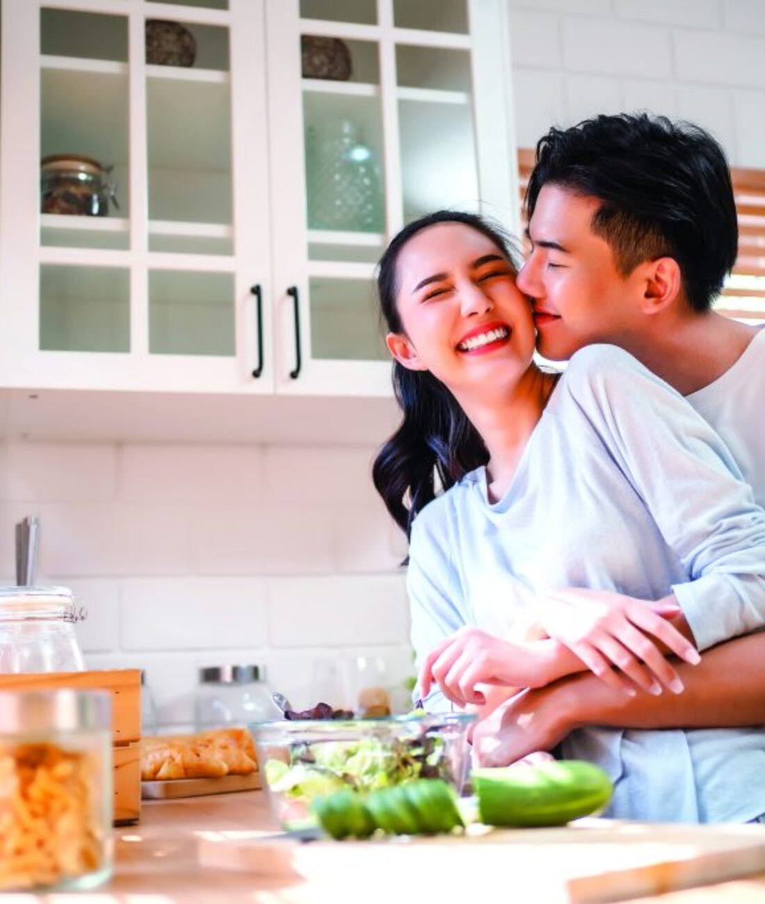 Asian,Young,New,Marriage,Couple,Spend,Time,Together,In,Kitchen
