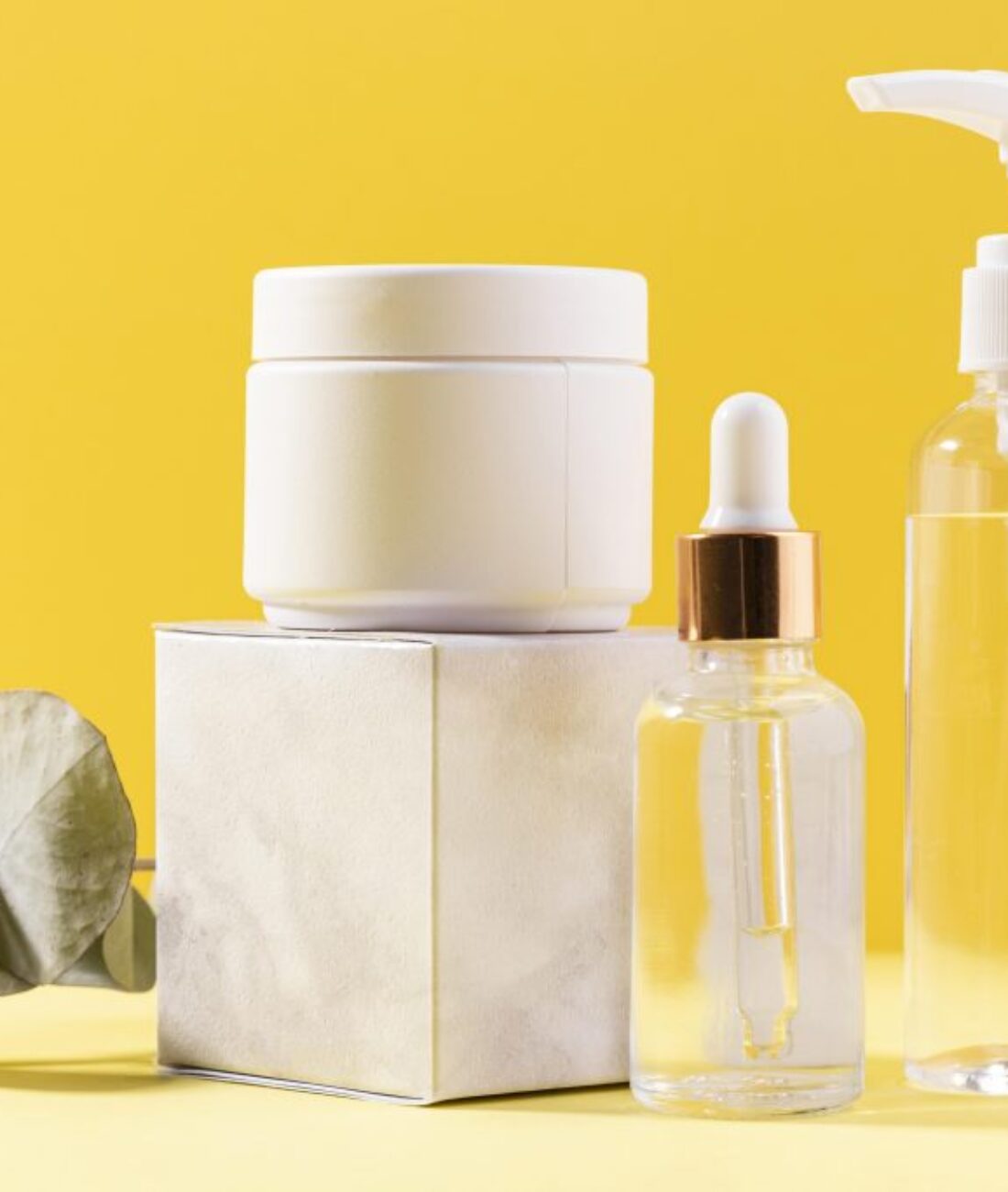 face-cream-container-with-plant