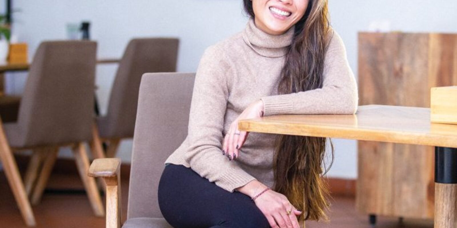 she-leads-icon-(1-of-6)