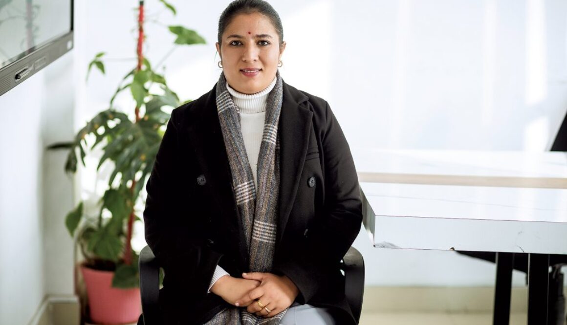 sakun-bhandari-advocate-(4)