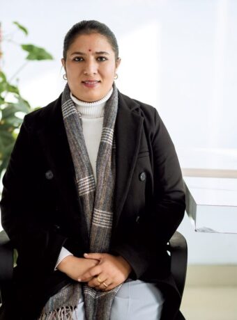 sakun-bhandari-advocate-(4)